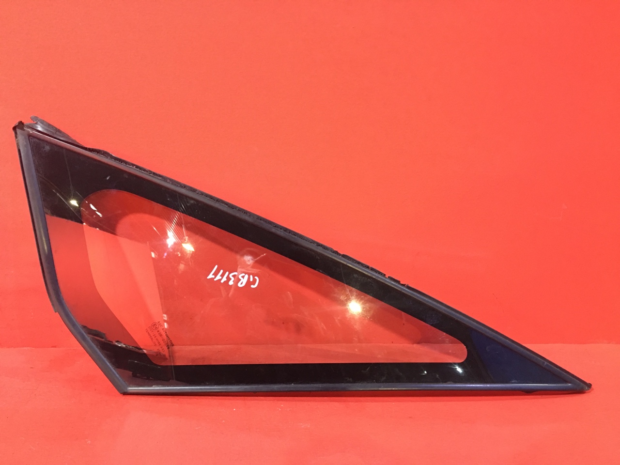 Форточка в кузов Suzuki SX4