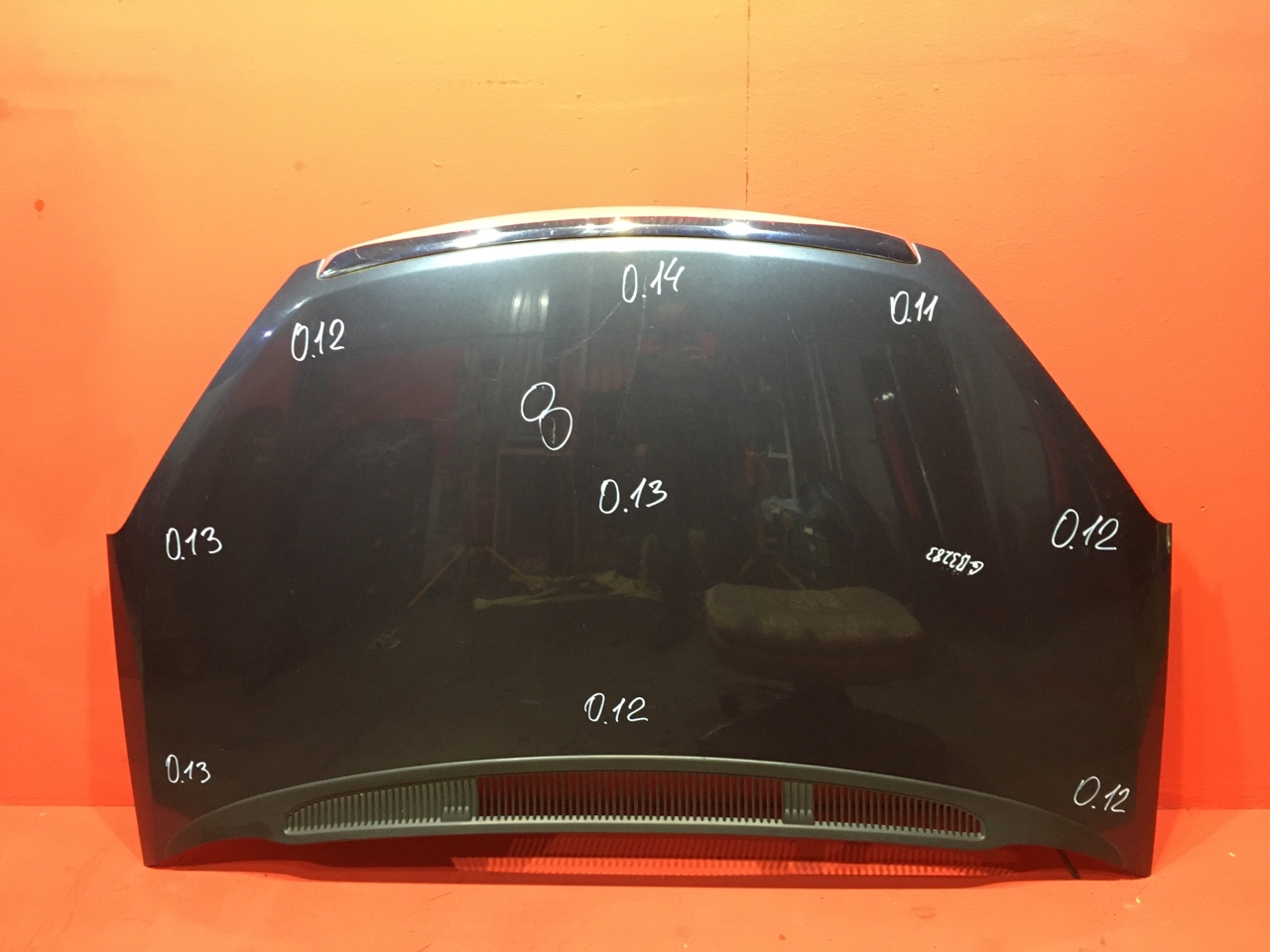 Капот Ford C-MAX