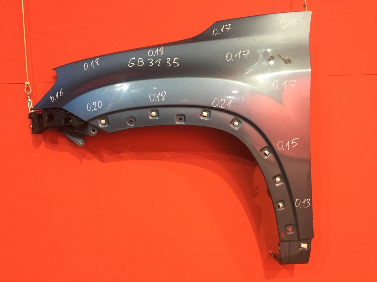 Крыло Chevrolet Orlando