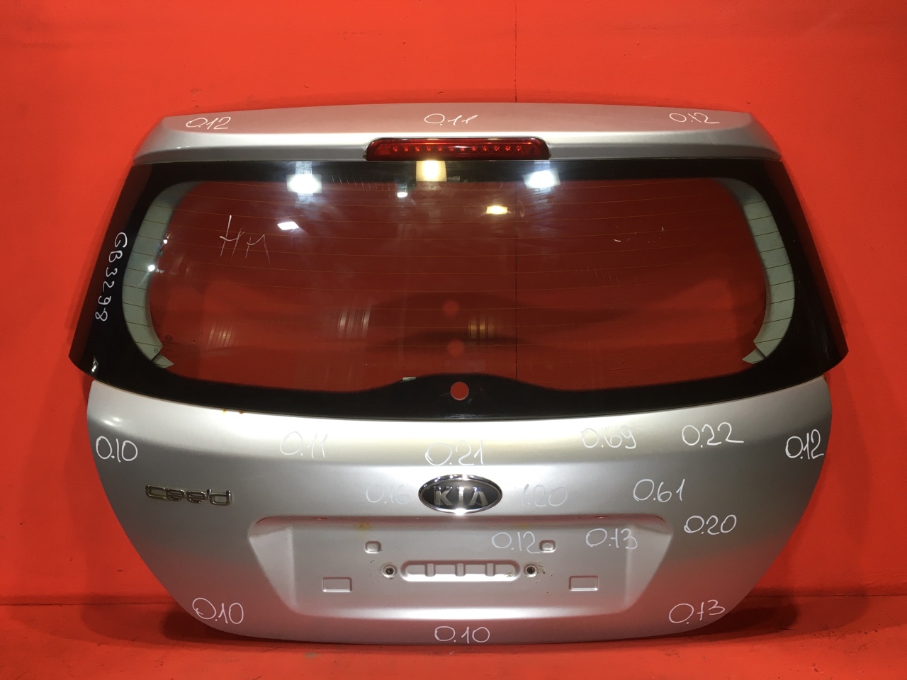 Дверь багажника Kia Ceed