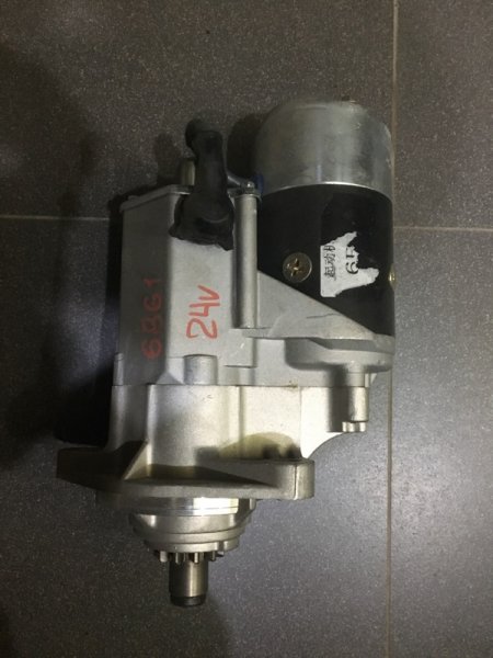 Стартер Isuzu Forward 6BG1. 18110-03381.