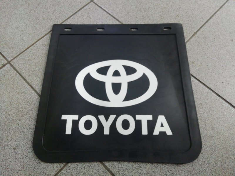 Брызговики комплект Toyota Dyna задние