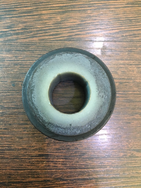 Сайлентблок кабины Mitsubishi Fuso  Fighter FV414JR