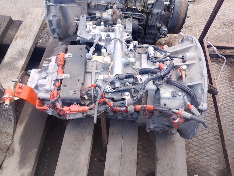Мкпп Isuzu Forward FRR35 6HL1 (б/у)