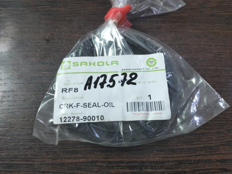 Сальник Nissan Diesel Big Thumb RF8