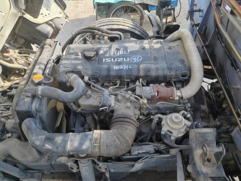 Двигатель в сборе Isuzu Elf NKR71L 4HG1 задний (б/у)