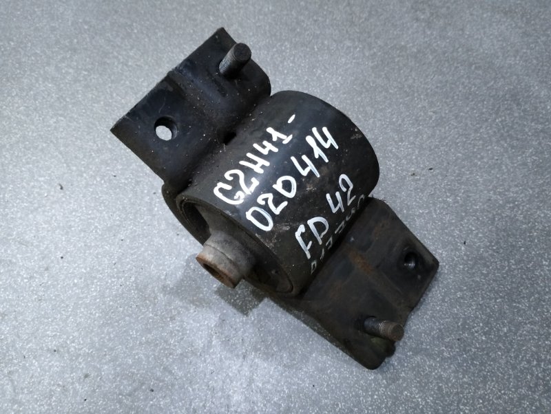 Подушка кпп Nissan Atlas G2H41-020414 FD42 1993 (б/у)