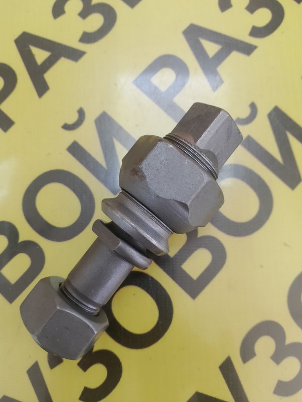 Шпилька колеса Nissan DIesel CK52 задняя левая