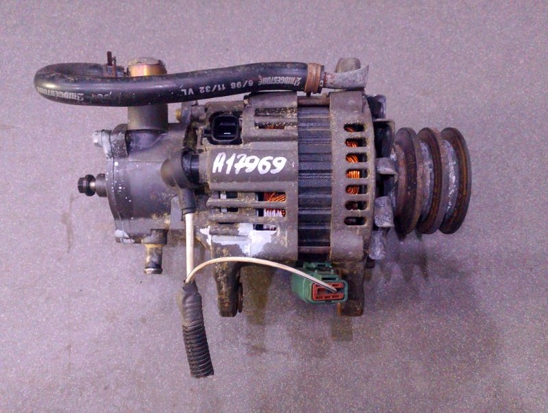 Генератор Isuzu Elf NKR66 4HF1 4HG1 (б/у)