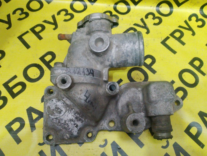 Корпус термостата Mitsubishi Canter FE53EEV 4M51 (б/у)