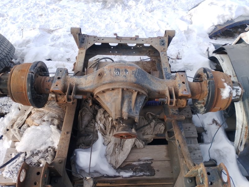 Мост Nissan Atlas G2H41-020414 FD42 1993 задний (б/у)