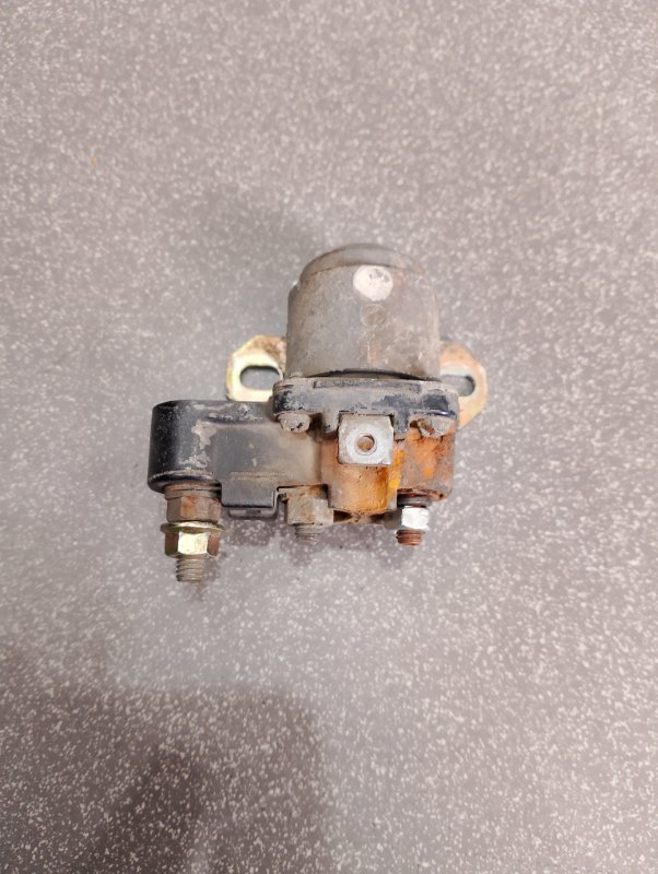 Реле стартера Mitsubishi Fuso Canter FE508 4D33 (б/у)