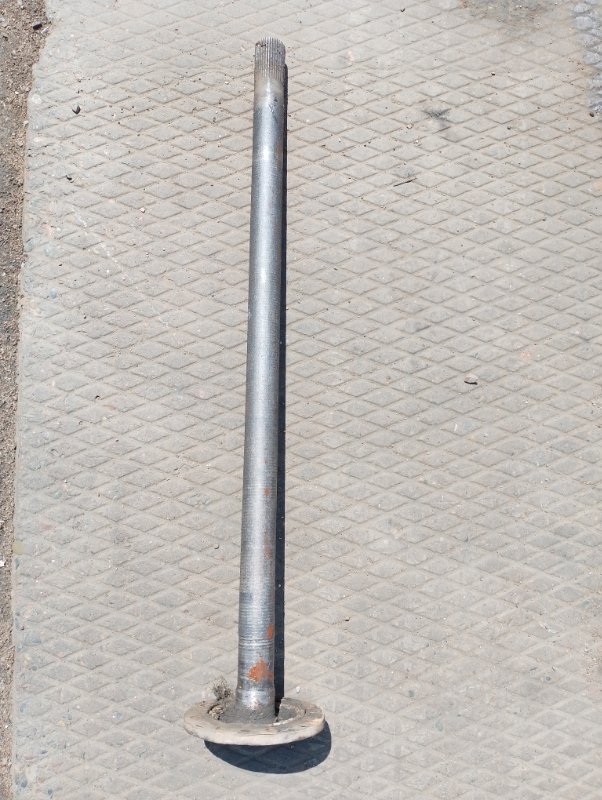 Полуось Toyota Toyoace XZU410 J05C задний (б/у)