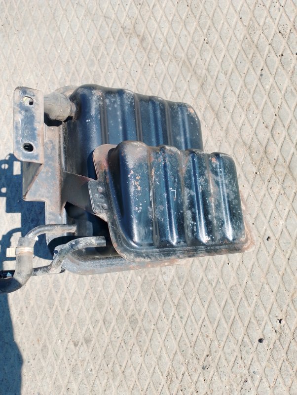 Ресивер вакуумный Isuzu Elf NKR71E-7406779 4HG1 4HG1 (б/у)