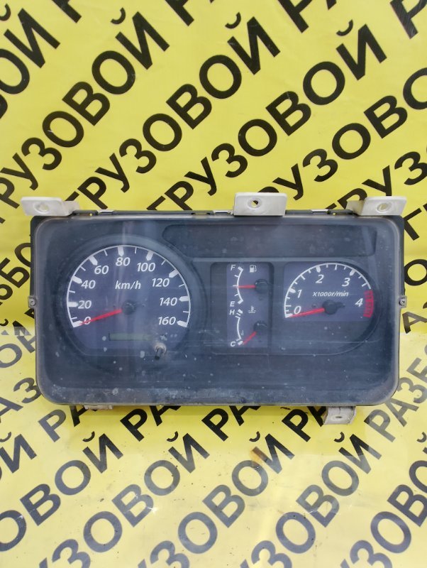 Панель приборов Isuzu Elf NKR81E-7011891 4HL1 2003 (б/у)