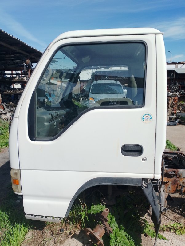 Дверь Isuzu Elf NKR81E-7011891 4HL1 2003 передняя левая (б/у)