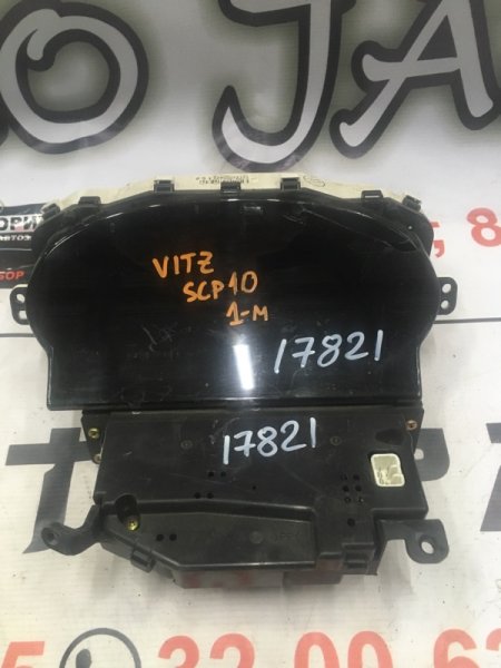 Панель приборов Toyota Vitz SCP10 (б/у)