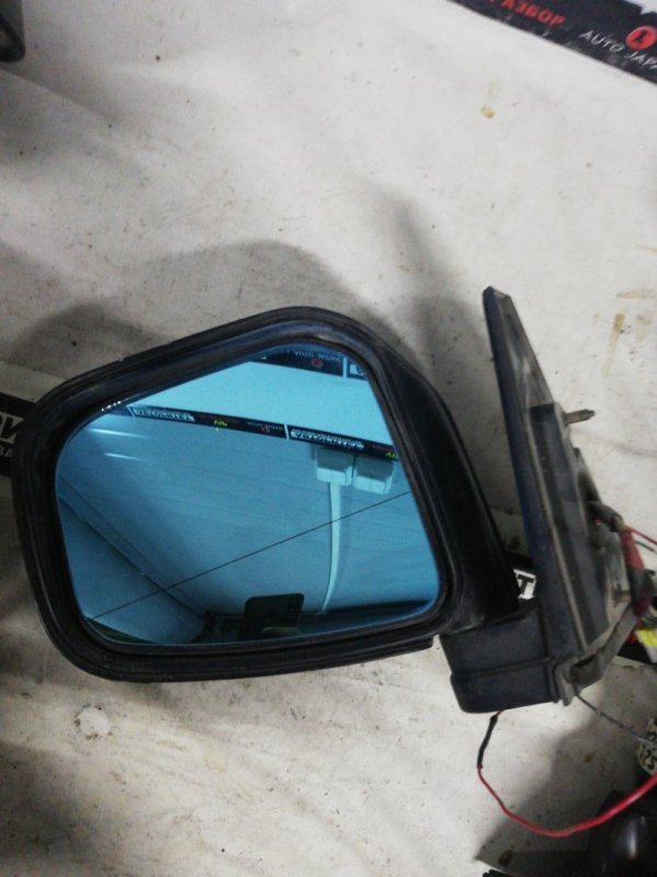 Зеркало Mitsubishi Pajero Io H76W переднее левое (б/у)