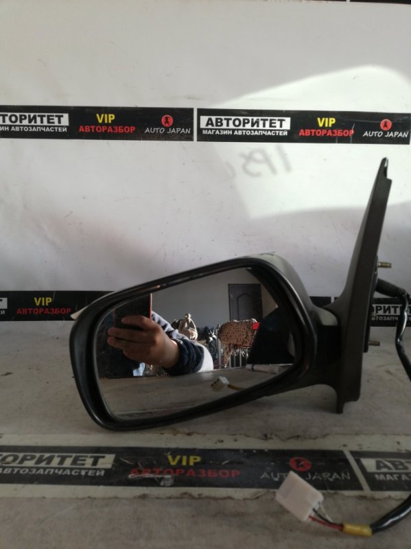 Зеркало Toyota Vitz SCP10 переднее левое (б/у)