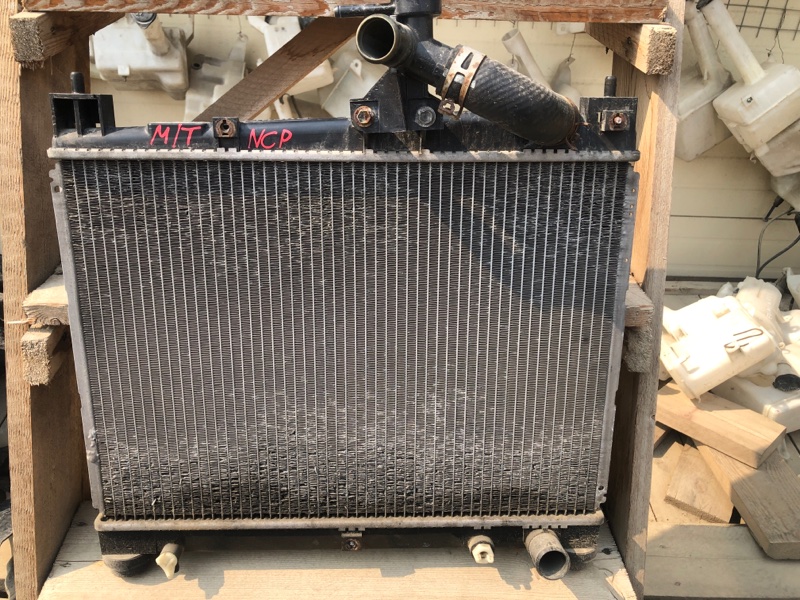 Радиатор основной Toyota Probox NCP51 (б/у)