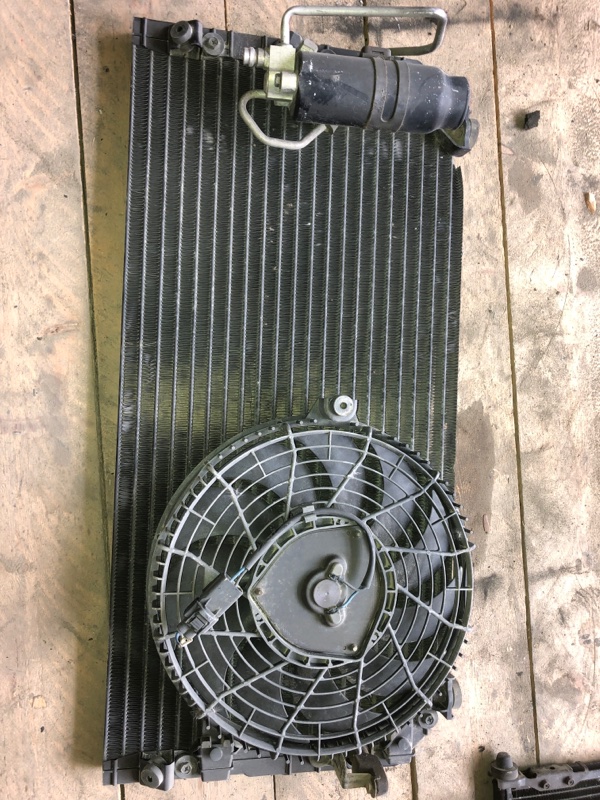 Радиатор кондиционера Toyota Corolla Spacio AE111 4AFE (б/у)