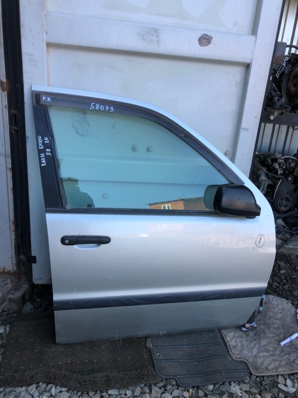 Дверь Toyota Raum EXZ10 передняя правая (б/у)
