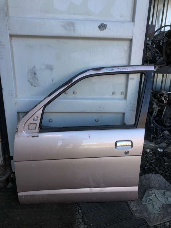 Дверь Daihatsu Cami J100E передняя левая (б/у)