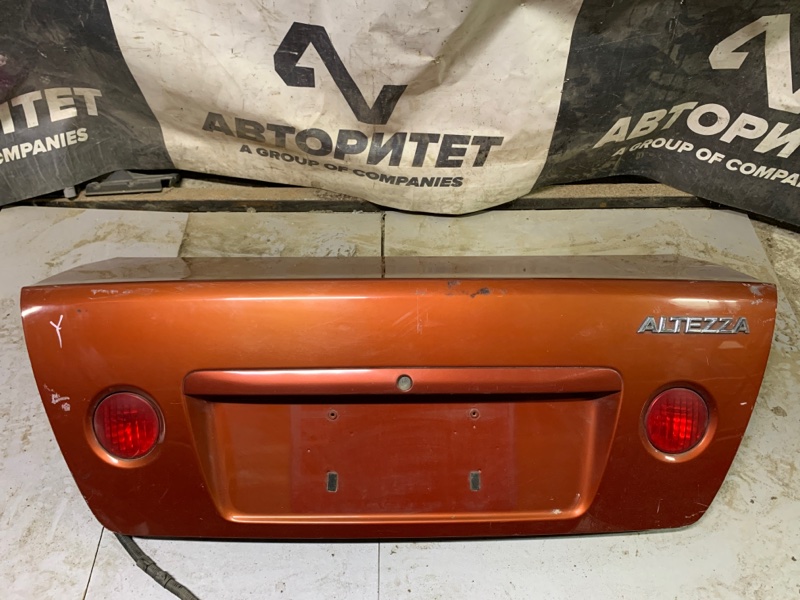 Крышка багажника Toyota Altezza GXE10 (б/у)