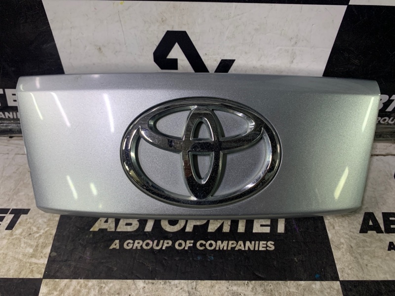 Накладка 5-й двери Toyota Passo KGC10 1KRFE (б/у)