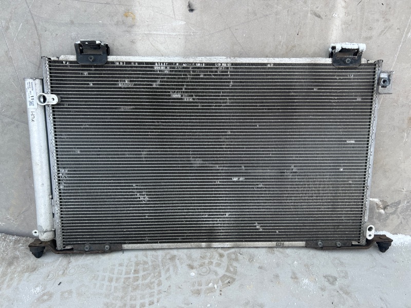 Радиатор кондиционера Toyota Avensis AZT250 1AZFSE (б/у)