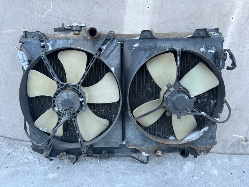 Радиатор основной Toyota Camry SV30 3SFE (б/у)