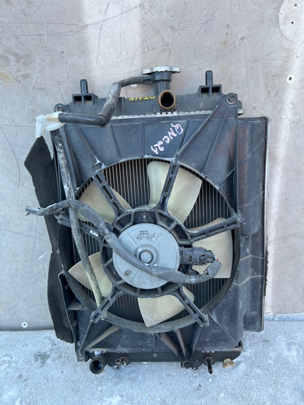 Радиатор основной Toyota Bb QNC21 3SZFE (б/у)