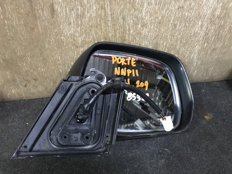 Зеркало Toyota Porte NNP11 правое (б/у)