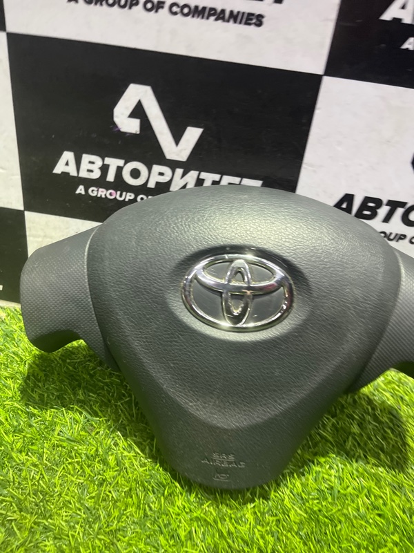 Airbag на руль Toyota Corolla Fielder NZE141 (б/у)