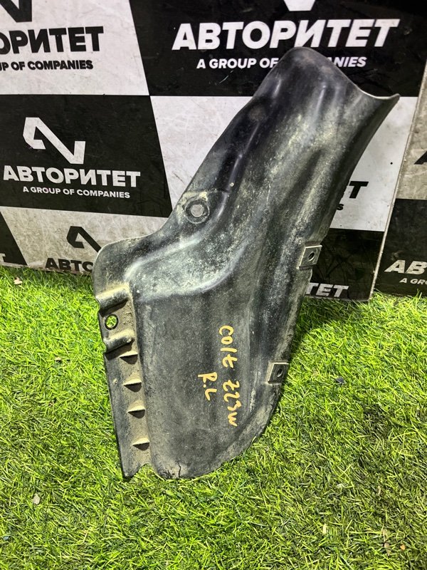 Подкрылок Mitsubishi Colt Z23W задний левый (б/у)