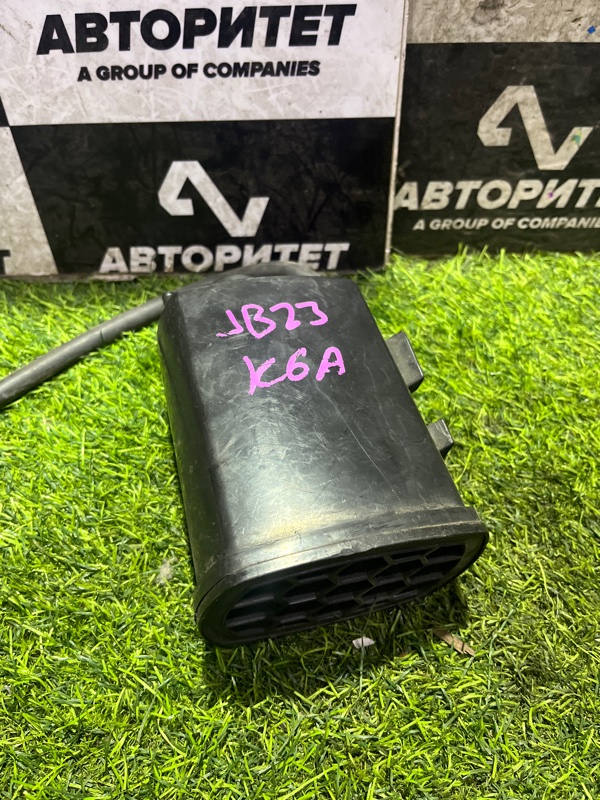 Фильтр паров топлива Suzuki Jimny JB23A K6A (б/у)