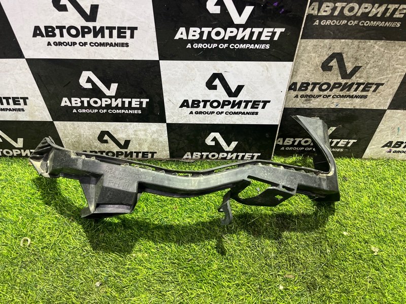 Крепление фары Subaru Impreza GP3 переднее правое (б/у)