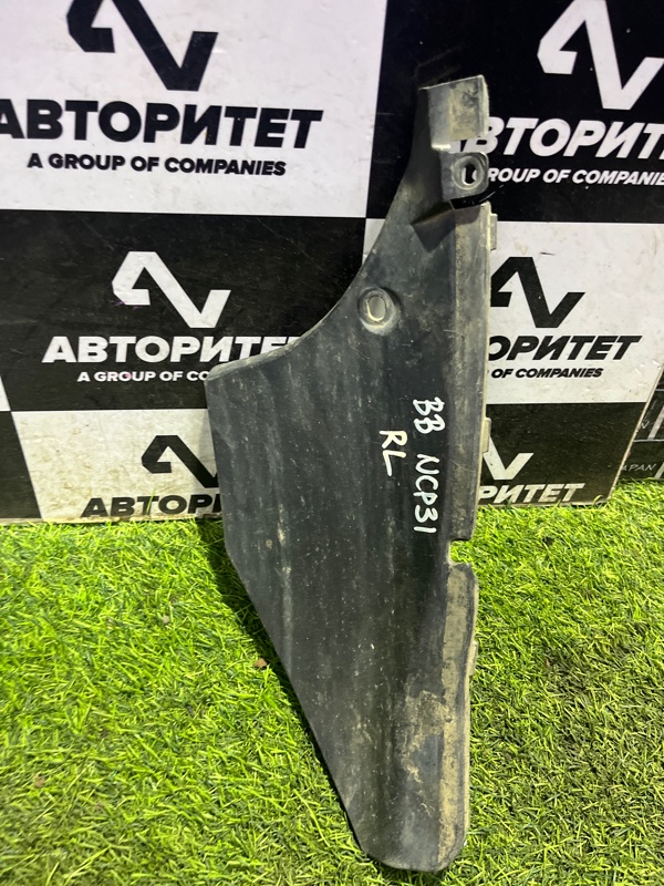 Подкрылок TOYOTA BB NCP31 задний левый (б/у)