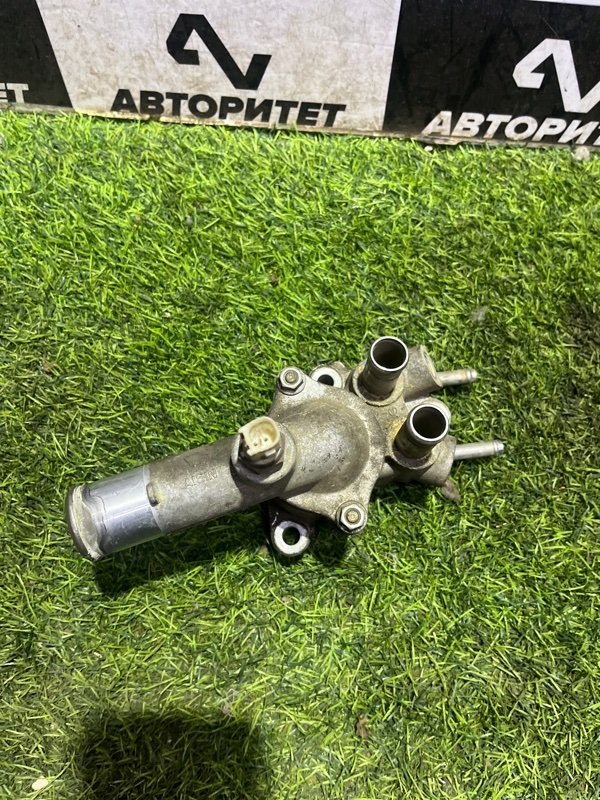 Крышка термостата TOYOTA COROLLA SPACIO AE111 4AFE (б/у)