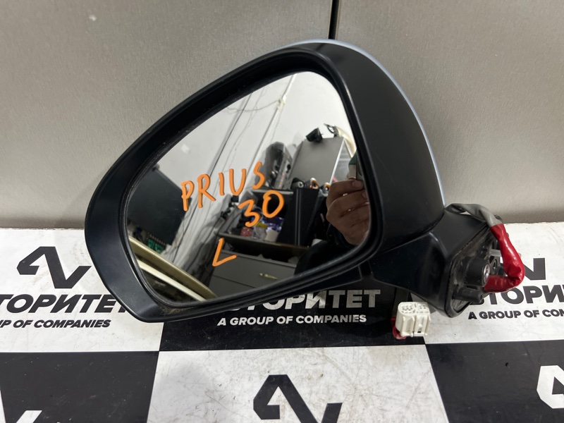 Зеркало TOYOTA PRIUS ZVW30 левое (б/у)