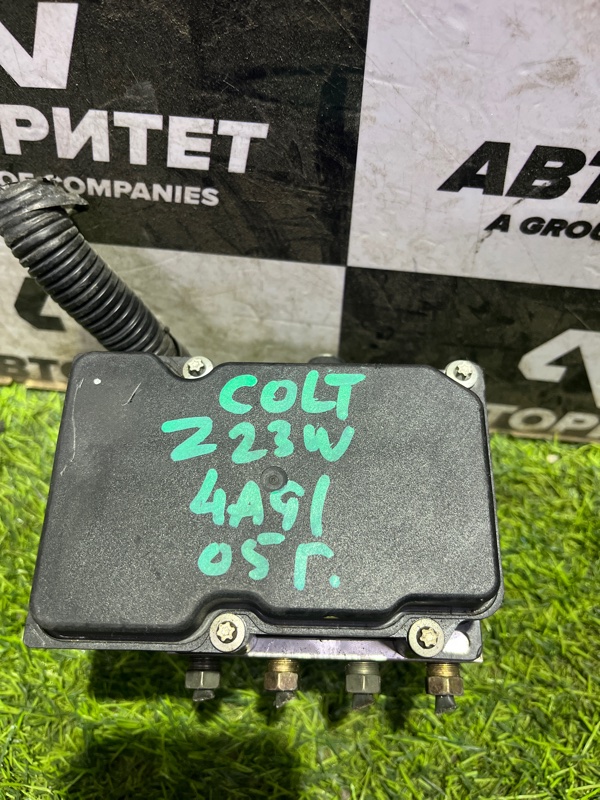 Блок управления abs MITSUBISHI COLT Z23W 4A91 2005 (б/у)