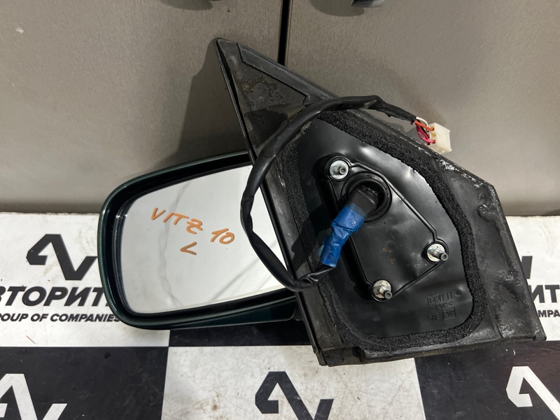 Зеркало TOYOTA VITZ SCP10 левое (б/у)