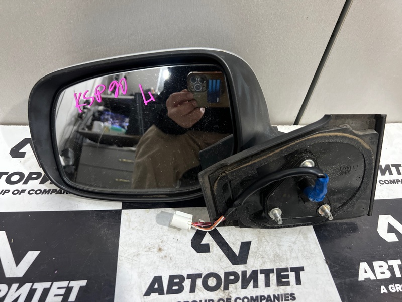 Зеркало TOYOTA VITZ KSP90 левое (б/у)