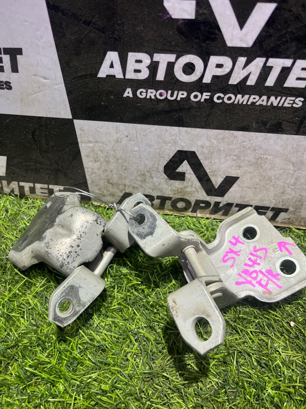 Петля дверная SUZUKI SX4 YB41S передняя правая (б/у)