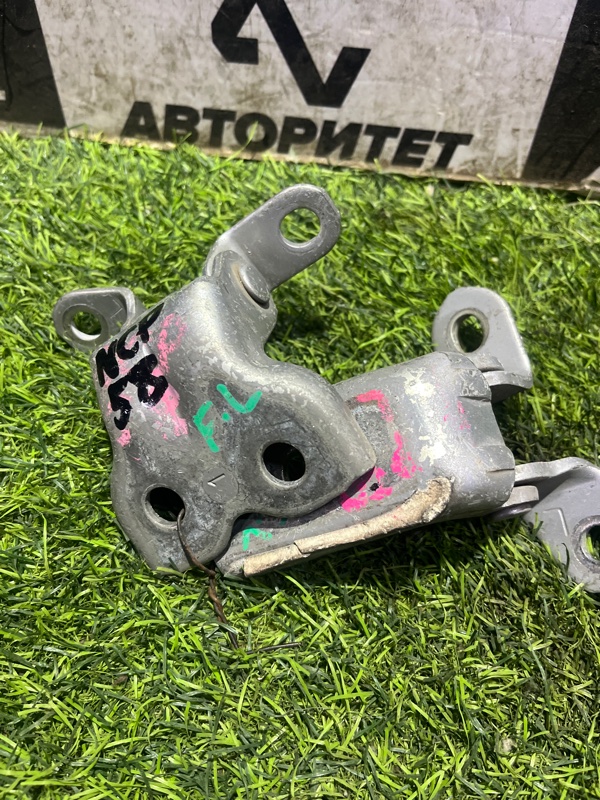 Петля дверная TOYOTA PROBOX NCP58 передняя левая (б/у)