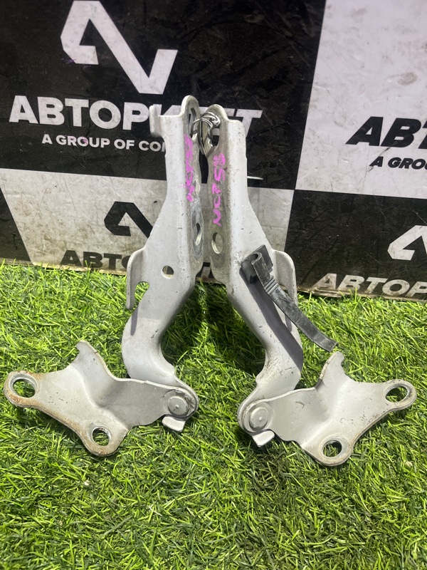 Петля капота TOYOTA PROBOX NCP51 (б/у)