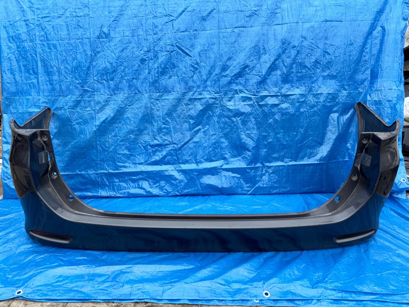 Бампер Toyota Noah ZRR70 задний (б/у)