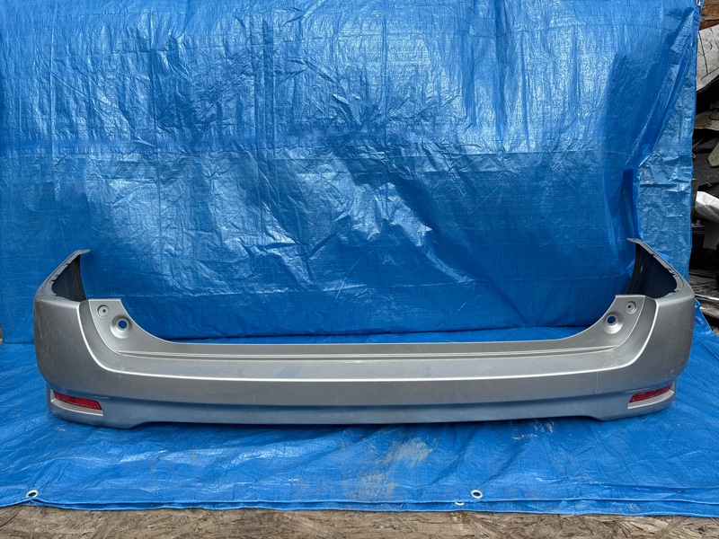 Бампер Nissan Serena C25 задний (б/у)