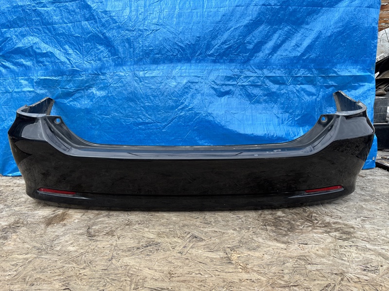 Бампер Toyota Wish ZNE10 задний (б/у)