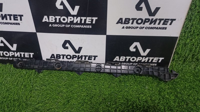 Крепление бампера Toyota Corolla Fielder NZE141 1NZFE 2007 заднее правое (б/у)